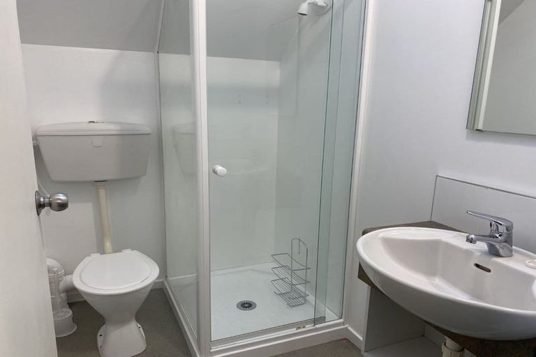 Photo of property in 5/74 Hansons Lane, Upper Riccarton, Christchurch, 8041