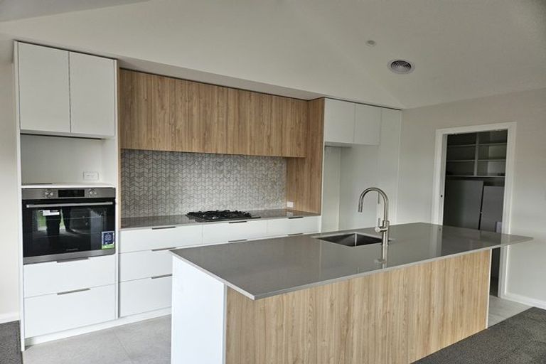 Photo of property in 94 Freedom Drive, Kelvin Grove, Palmerston North, 4470