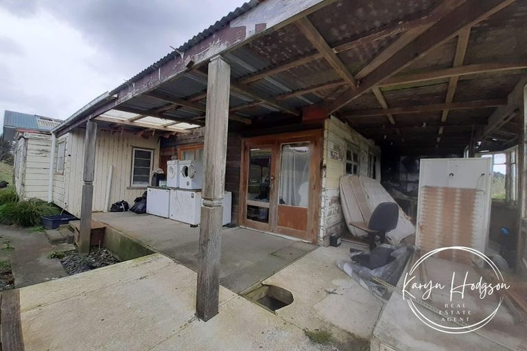 Photo of property in 184 Paparoa Station Road, Paparoa, 0571