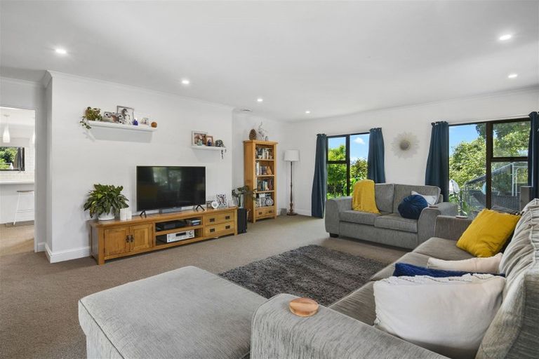 Photo of property in 28 Neudorf Road, Upper Moutere, 7175