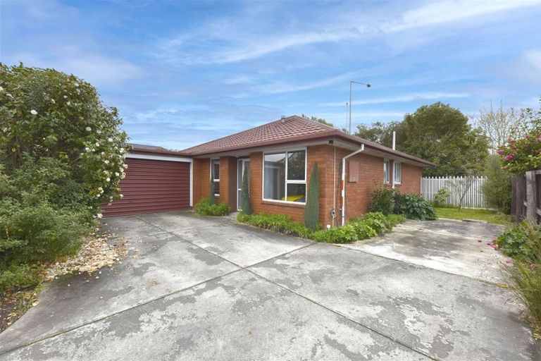 Photo of property in 1/33 Kintyre Drive, Broomfield, Christchurch, 8042
