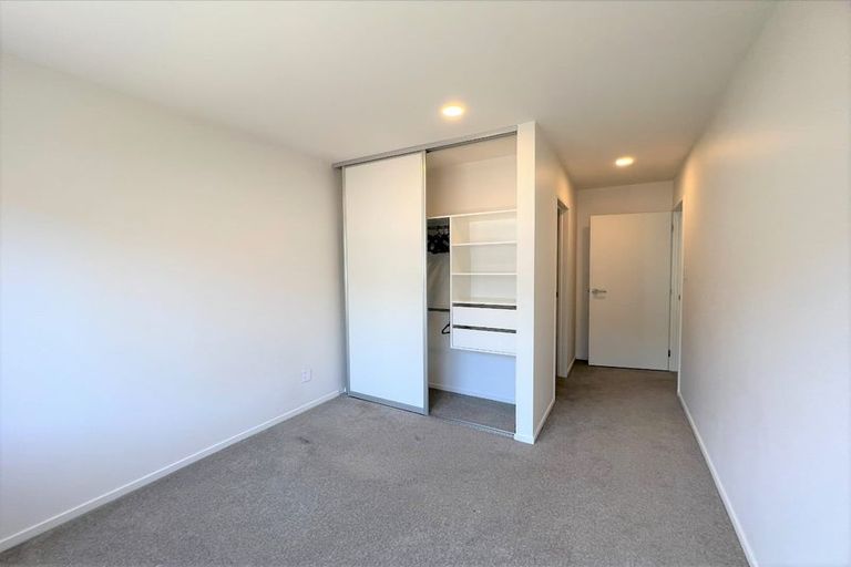 Photo of property in 10 Ti Kouka Lane, Sandringham, Auckland, 1025
