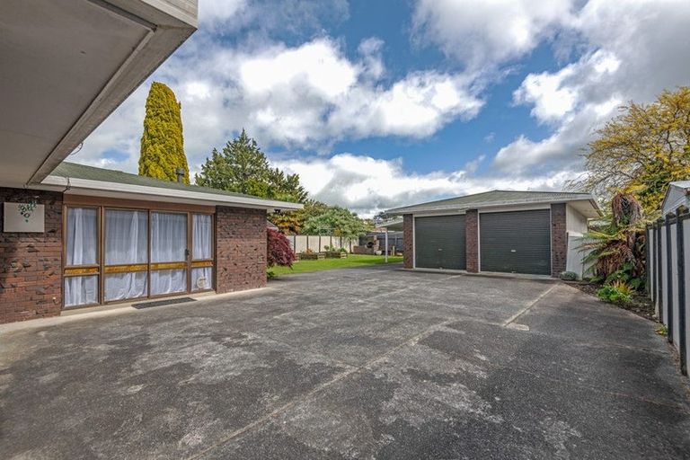 Photo of property in 20 Cedar Crescent, Feilding, 4702