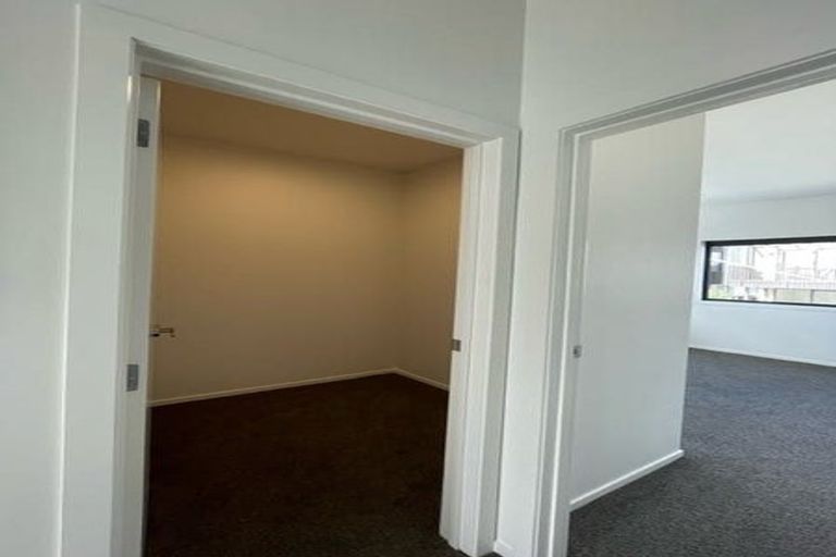 Photo of property in 27/28 Westgate Drive, Westgate, Auckland, 0614