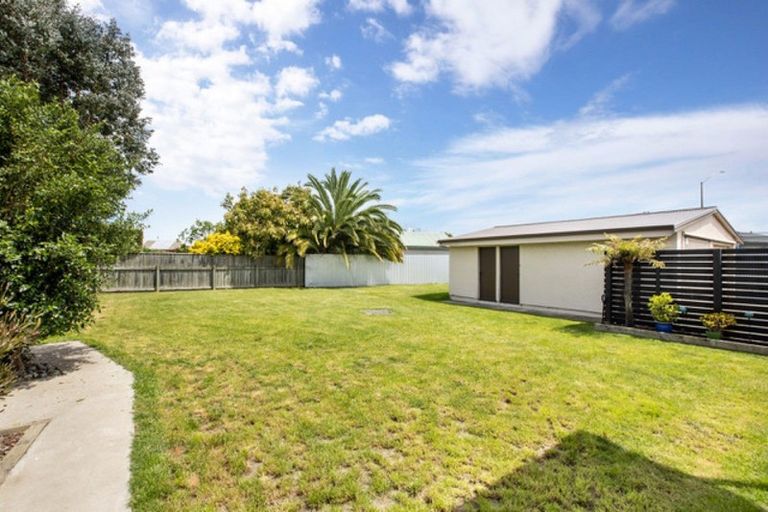 Photo of property in 2 Riverbend Road, Onekawa, Napier, 4110