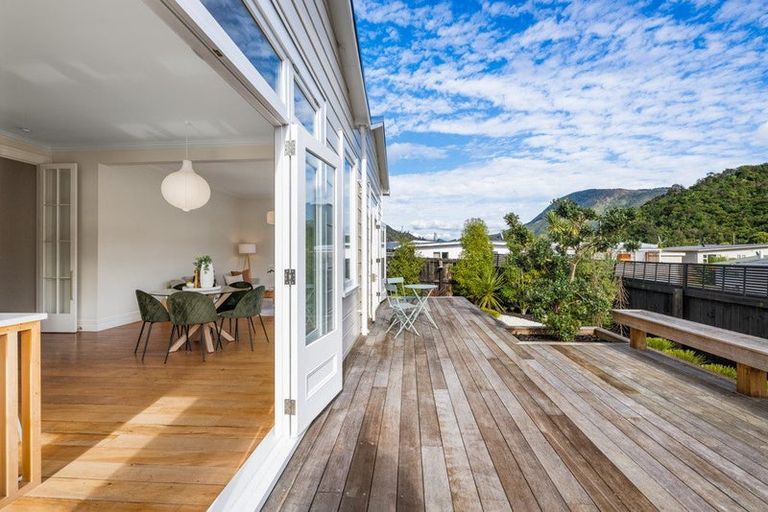 Photo of property in 95b Waikawa Road, Picton, 7220