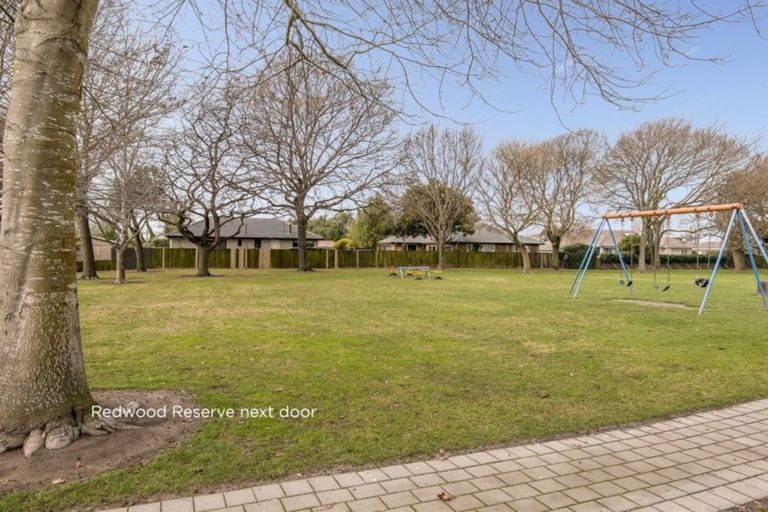 Photo of property in 2/50 Dunedin Street, Redwood, Christchurch, 8051