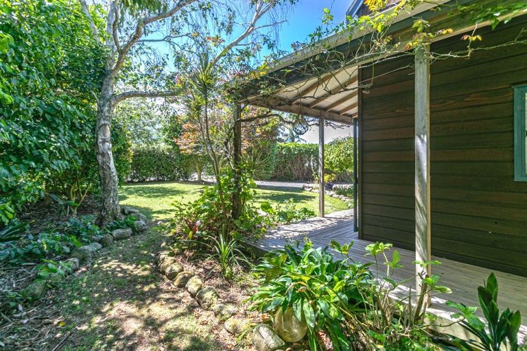 Photo of property in 35 Michelle Lane, Hahei, Whitianga, 3591
