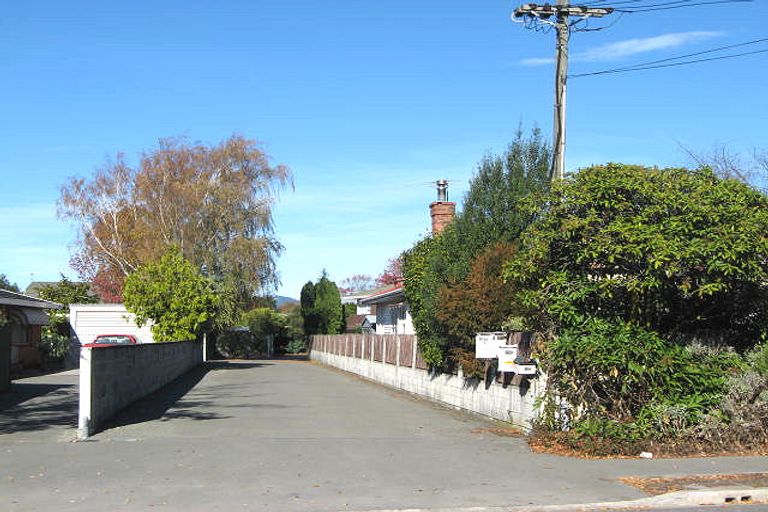 Photo of property in 2/80b Jeffreys Road, Fendalton, Christchurch, 8052