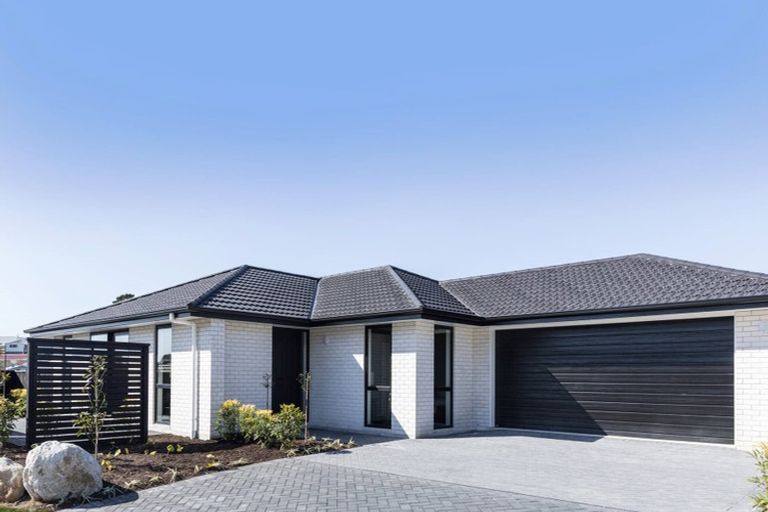 Photo of property in 96 Tapu Road, Huapai, Kumeu, 0810