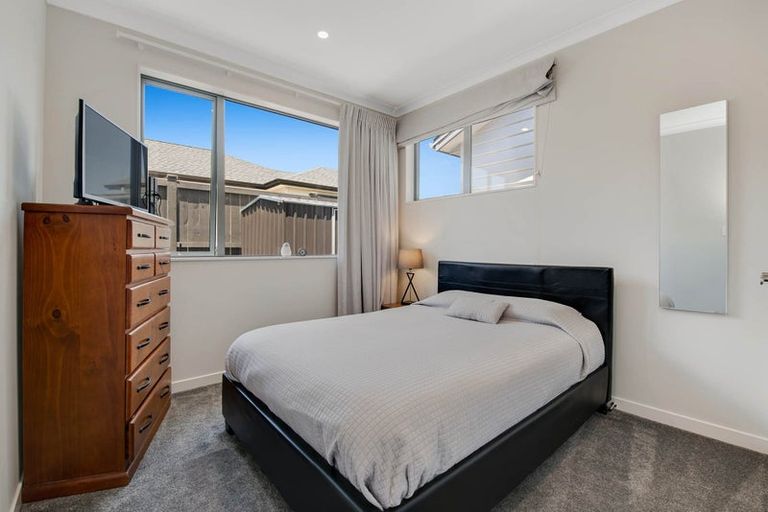 Photo of property in 87 Argent Lane, Wainui, 0932