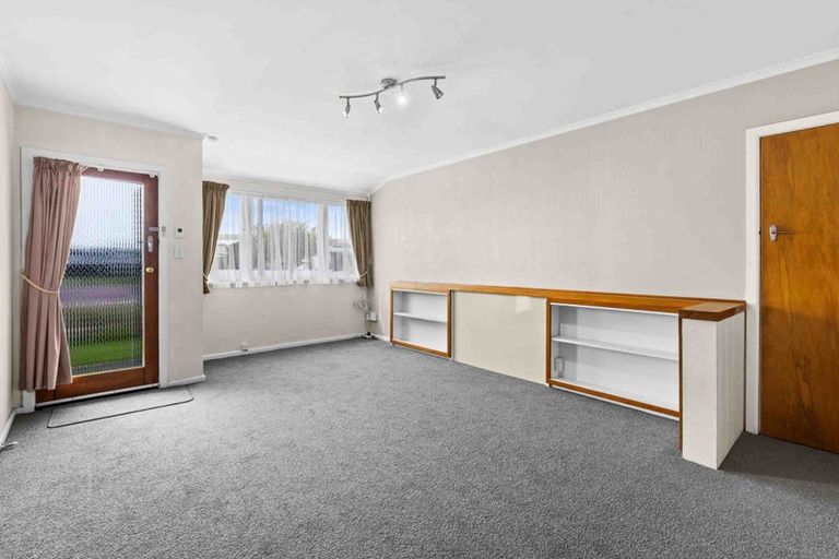 Photo of property in 16 Shearer Place, Pirimai, Napier, 4112