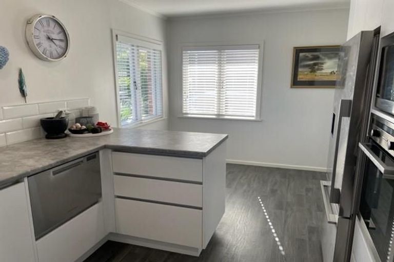 Photo of property in 1/3 Cameron Street, Papakura, 2110