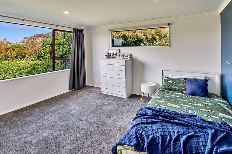Photo of property in 9 The Sounding, Whitby, Porirua, 5024