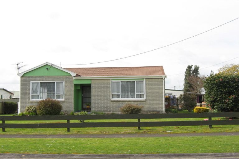 Photo of property in 3 Cutfield Street, Inglewood, 4330