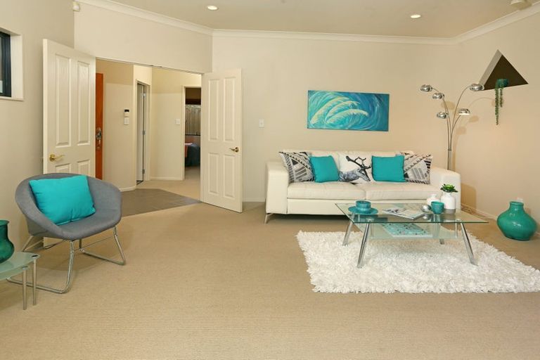 Photo of property in 107a Glendale Road, Glen Eden, Auckland, 0602