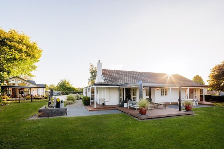 Photo of property in 16 Cowley Drive, Leamington, Cambridge, 3432