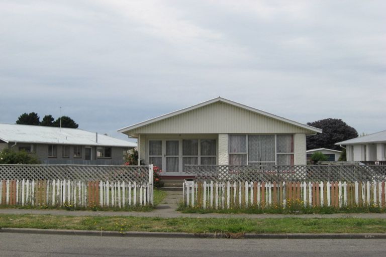 Photo of property in 12 Pateke Place, Bromley, Christchurch, 8062