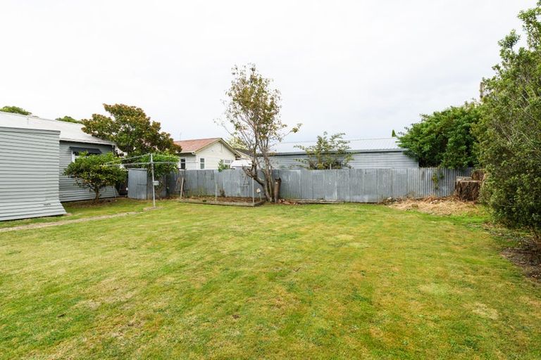 Photo of property in 9 Burns Avenue, Takaro, Palmerston North, 4412