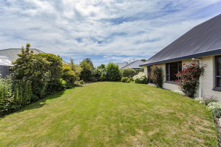 Photo of property in 4 Carmana Gardens, Rangiora, 7400