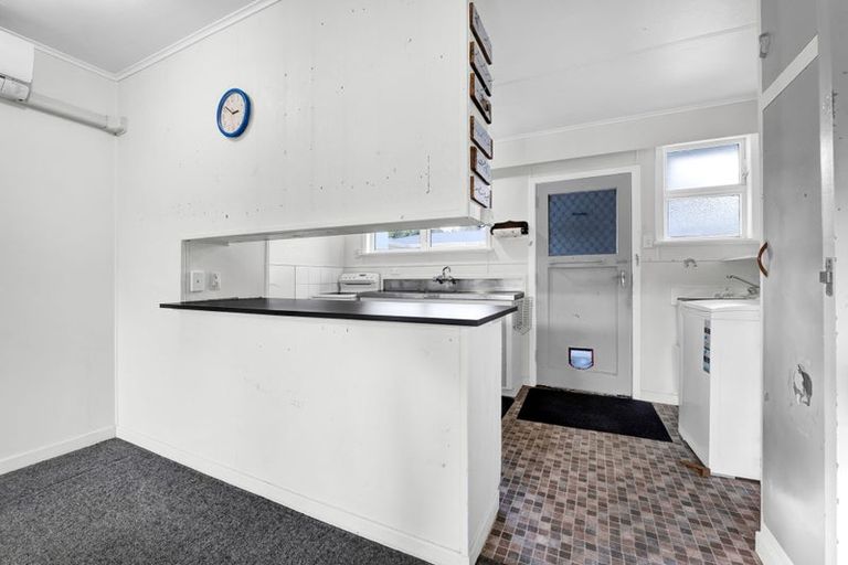 Photo of property in 23d Oranga Street, Marfell, New Plymouth, 4310