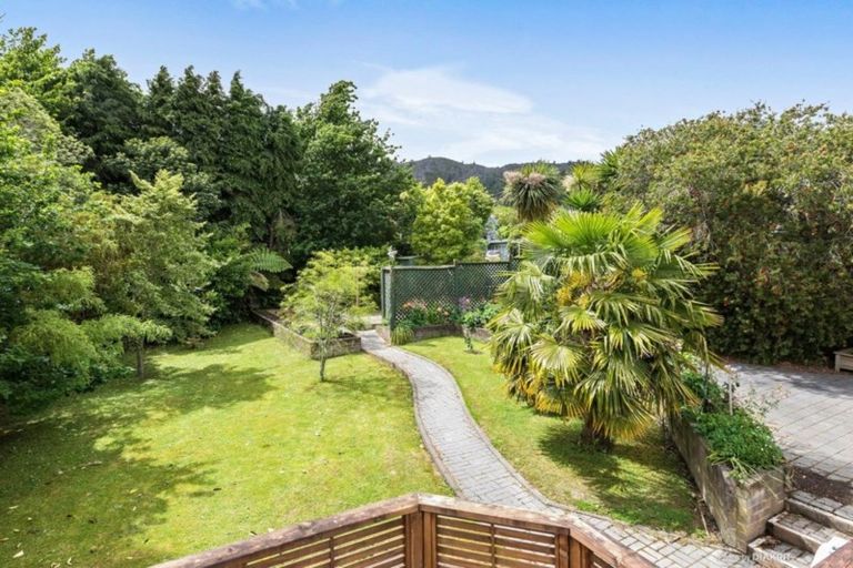 Photo of property in 337 Stokes Valley Road, Stokes Valley, Lower Hutt, 5019