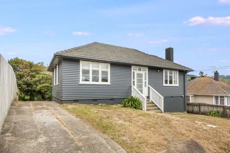 Photo of property in 3 Mitchell Grove, Ranui, Porirua, 5024
