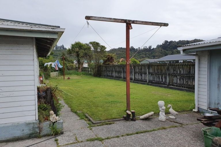 Photo of property in 104 Marsden Road, Greymouth, 7805