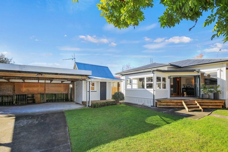 Photo of property in 77 Te Aroha Street, Hamilton East, Hamilton, 3216