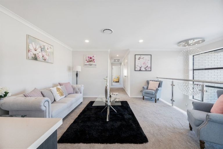 Photo of property in 70 Ksenia Drive, Flat Bush, Auckland, 2019