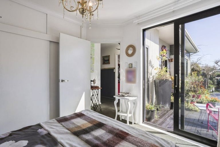 Photo of property in 1/328 Main North Road, Redwood, Christchurch, 8051