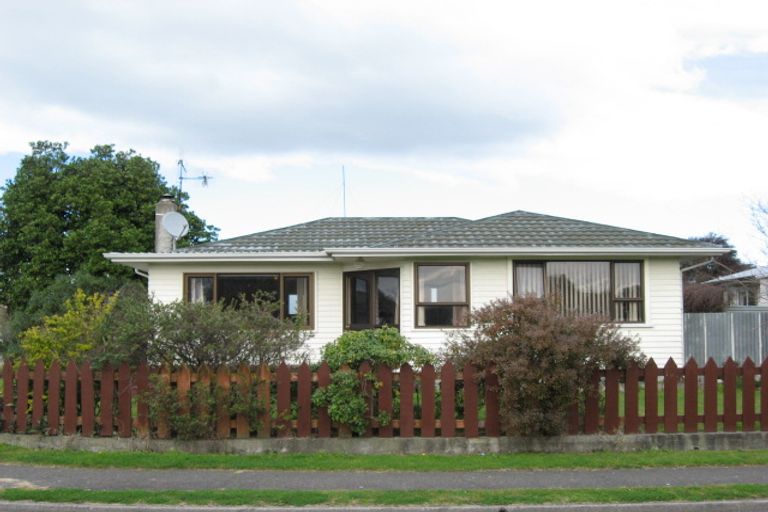 Photo of property in 5 Ireland Place, Pirimai, Napier, 4112