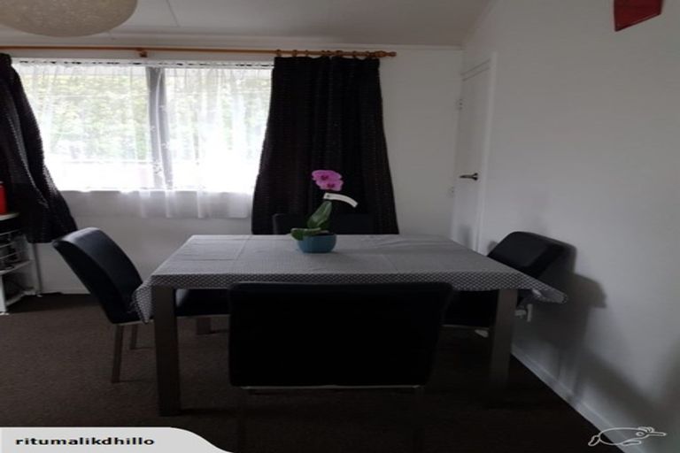 Photo of property in 7 Rawson Street, Tawa, Wellington, 5028