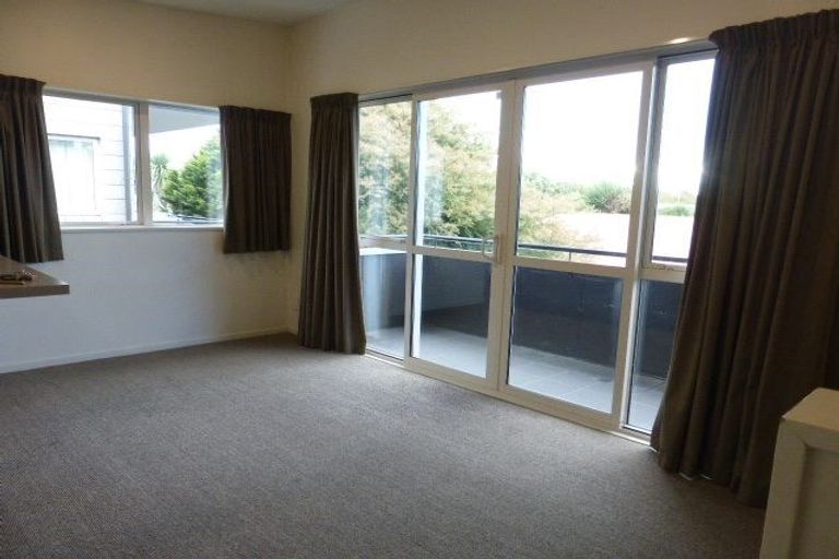 Photo of property in 7/24 Whitmore Street, Edgeware, Christchurch, 8013