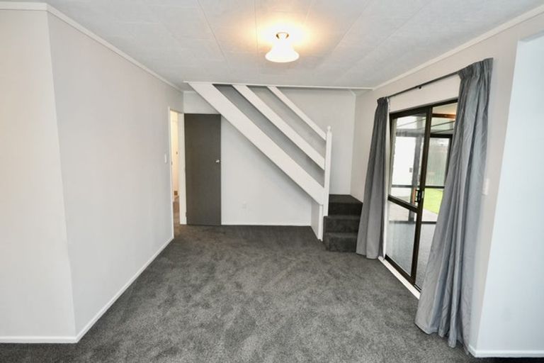 Photo of property in 3 Charisma Court, Kelvin Grove, Palmerston North, 4414