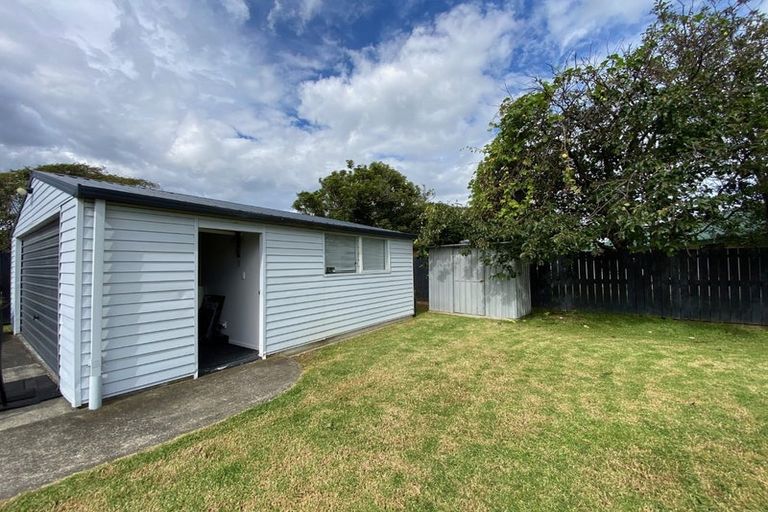 Photo of property in 96 Burundi Avenue, Clendon Park, Auckland, 2103