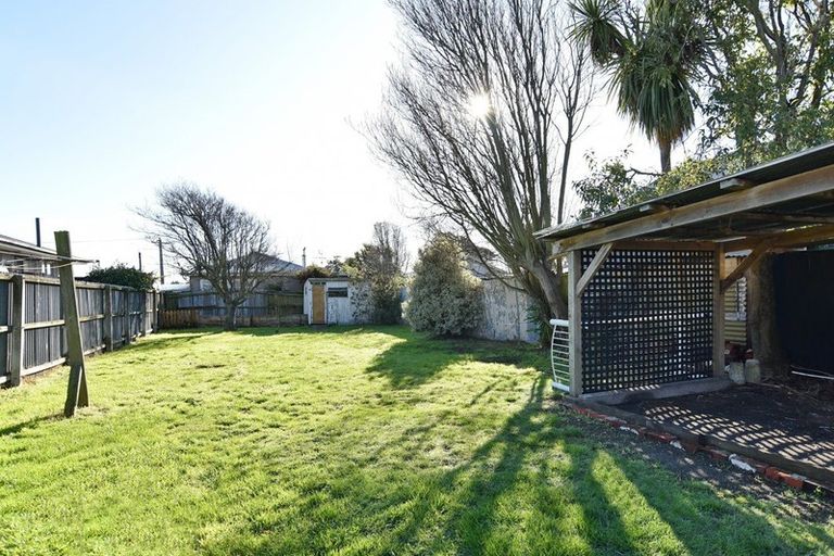 Photo of property in 16 Falcon Street, New Brighton, Christchurch, 8061