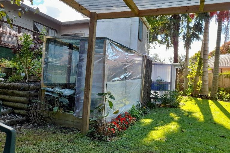 Photo of property in 6 Nettlingham Place, Te Puke, 3119