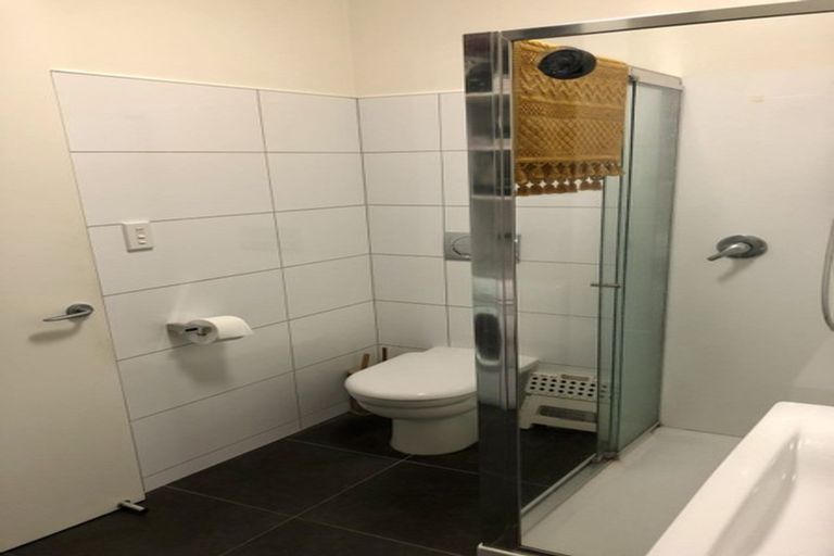 Photo of property in 1/25 Home Street, Mount Victoria, Wellington, 6011