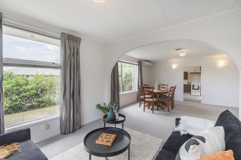 Photo of property in 36 Sylvan Avenue, Waikanae, 5036