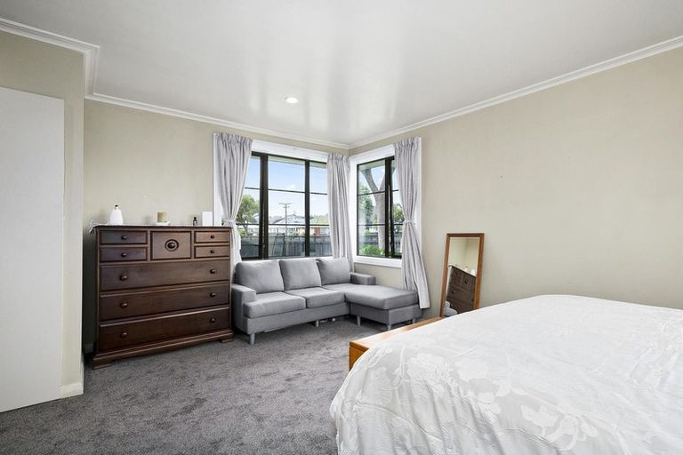 Photo of property in 6 Doon Street, Mosgiel, 9024