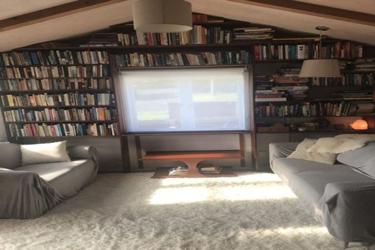 Photo of property in 44 Lorenzen Bay Road, Raglan, 3225