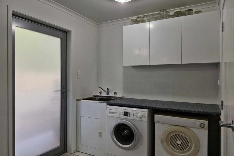 Photo of property in 16 Motukari Place, Onaero, Waitara, 4383