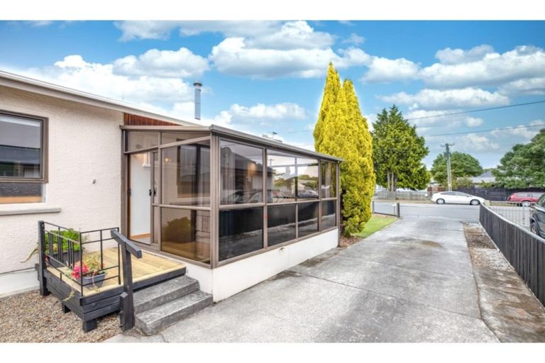 Photo of property in 30 Quinns Road, Shirley, Christchurch, 8013