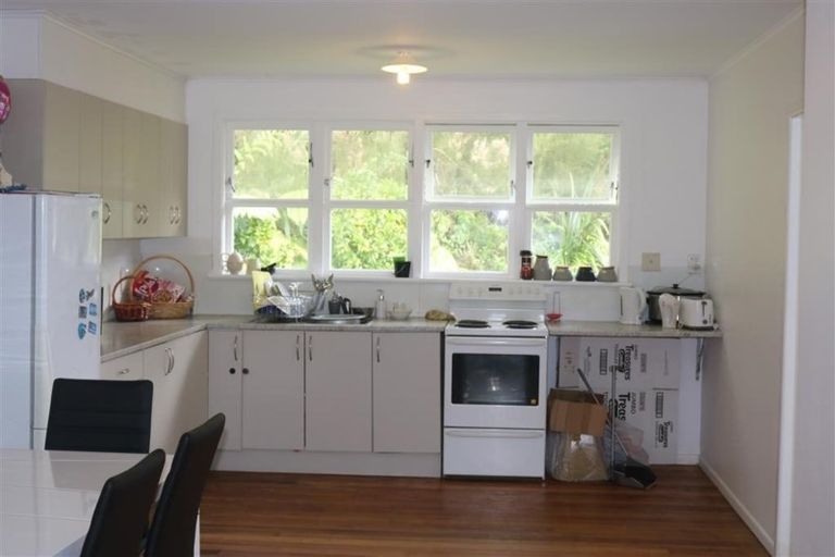 Photo of property in 19 Shackleton Grove, Stokes Valley, Lower Hutt, 5019