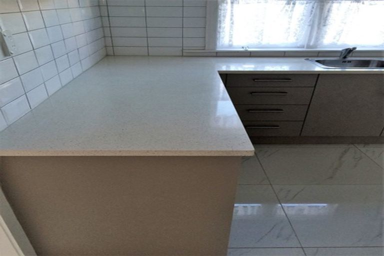 Photo of property in 60 Clayburn Road, Glen Eden, Auckland, 0602