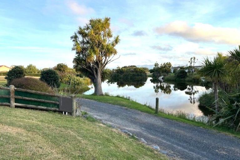 Photo of property in 36b Palmer Road, Foxton Beach, Foxton, 4891