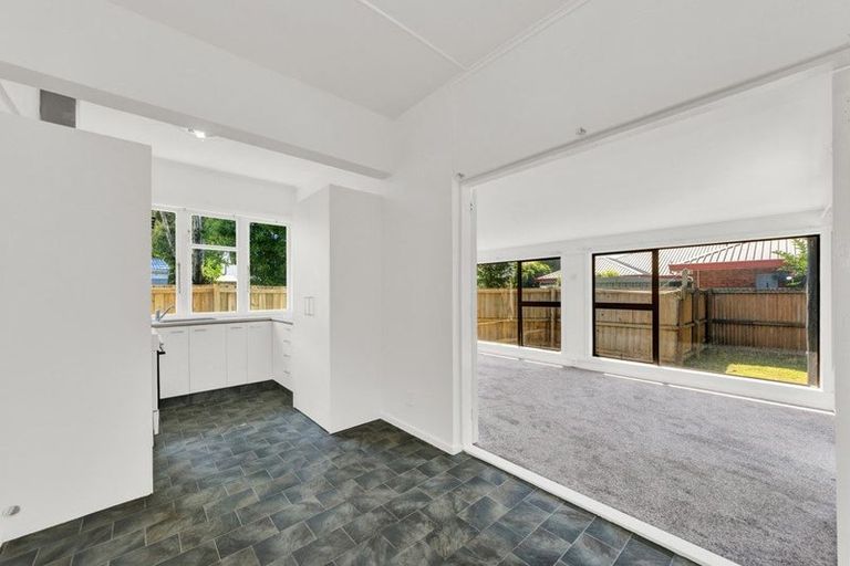 Photo of property in 8 Puna Street, Riccarton, Christchurch, 8041