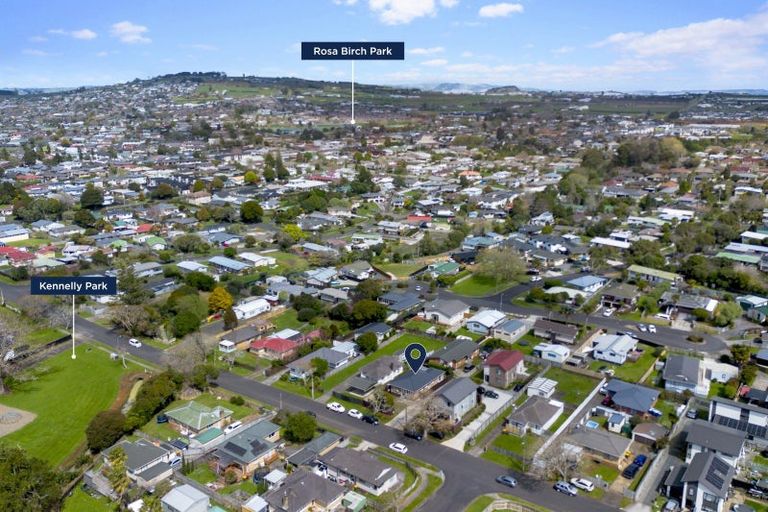 Photo of property in 28 Montgomery Avenue, Pukekohe, 2120