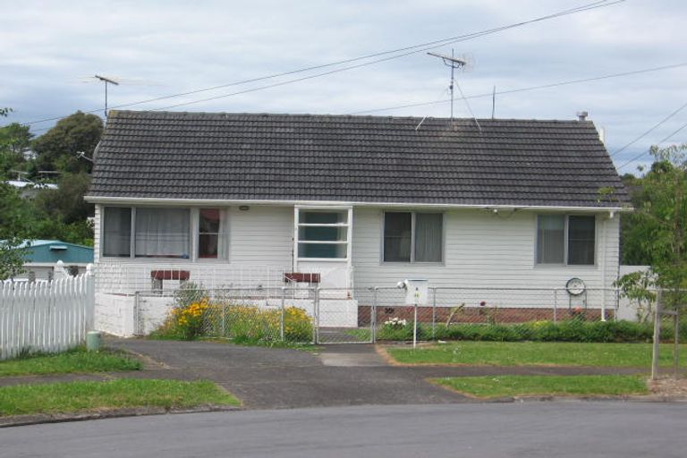 Photo of property in 8 Wyman Place, Pakuranga Heights, Auckland, 2010
